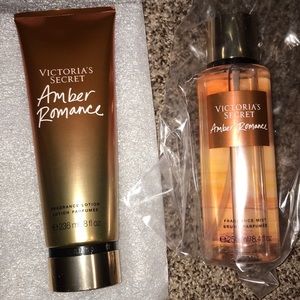 VS Amber Romance Lotion & Spray Set